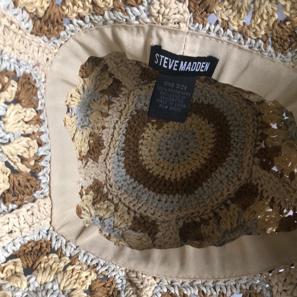 Steve Madden Paper Yarn Bucket Hat - Picture 7 of 7